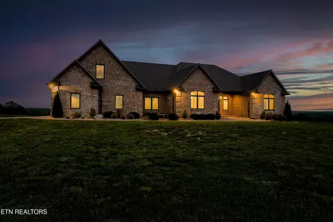 1150 Eldridge Loop, Crossville, TN 38571
