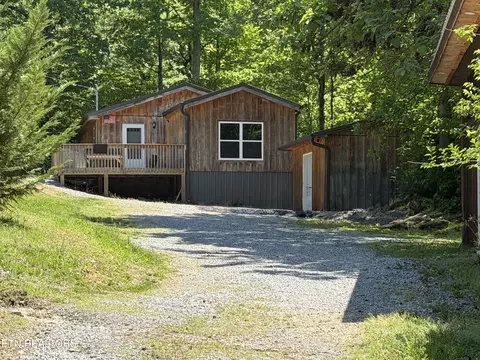 4728 Fred Jennings Rd, Walland, TN 37886
