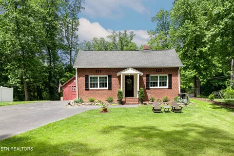 70 Pine Rd, Norris, TN 37828
