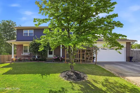 1514 Moorgate Dr, Knoxville, TN 37922