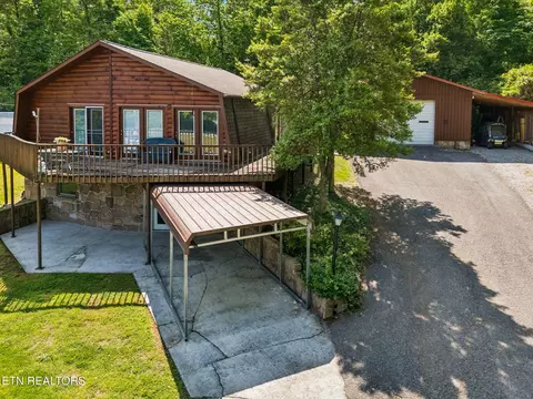 6911 Sevierville Pike, Knoxville, TN 37920