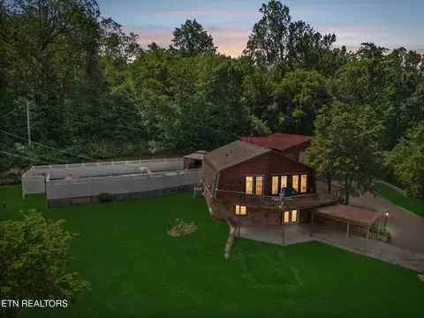 6911 Sevierville Pike, Knoxville, TN 37920