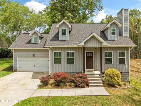 5010 Jenkins Rd, Knoxville, TN 37918