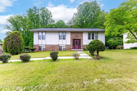 105 Tidewater Ln, Oak Ridge, TN 37830