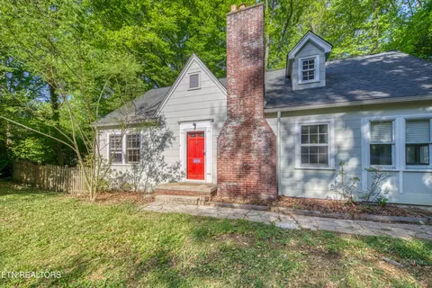 305 Mayflower Dr, Knoxville, TN 37920