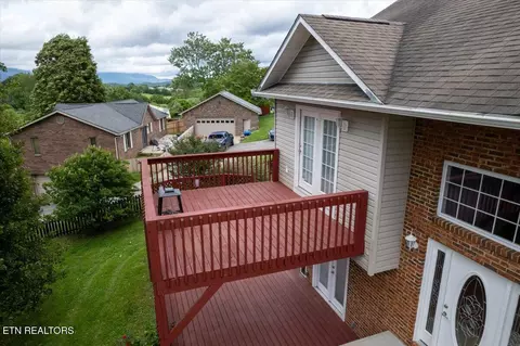 Exterior - 262 Cresent St, Harrogate, TN 37752 photo 3 of 8