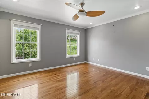 Bedroom - 262 Cresent St, Harrogate, TN 37752 photo 1 of 3