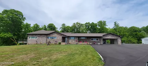 115 Jones Ln, Clinton, TN 37716