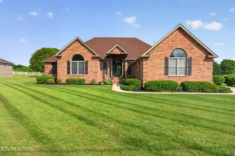 1134 Fawn Dr, Cookeville, TN 38501