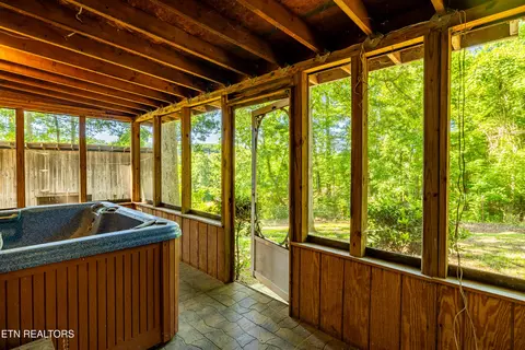 Exterior - 8518 Coppock Rd, Corryton, TN 37721 photo 8 of 10