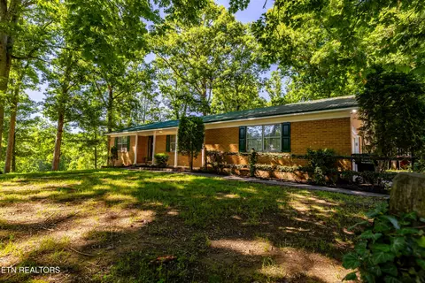 Exterior - 8518 Coppock Rd, Corryton, TN 37721 photo 2 of 10