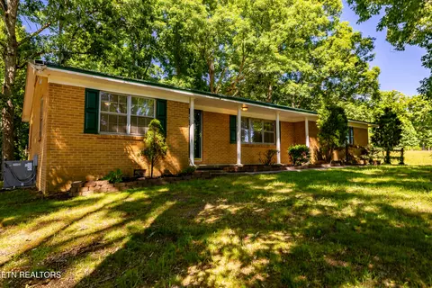 Exterior - 8518 Coppock Rd, Corryton, TN 37721 photo 5 of 10
