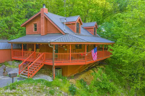 1111 Rocky Top Ridge Way, Sevierville, TN 37876