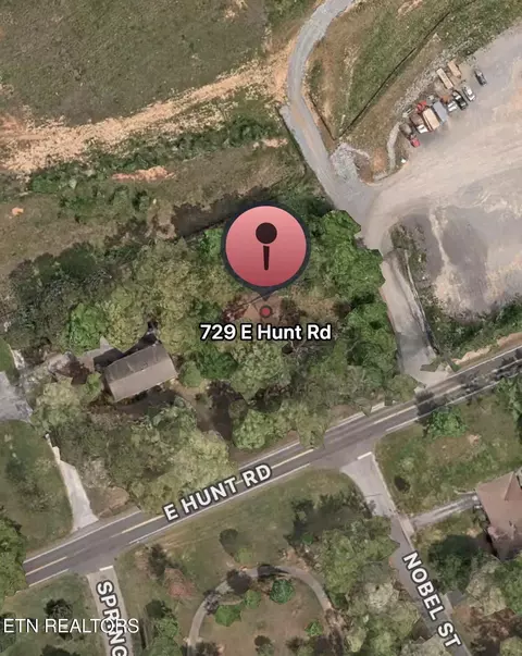 729 E Hunt Rd, Alcoa, TN 37701