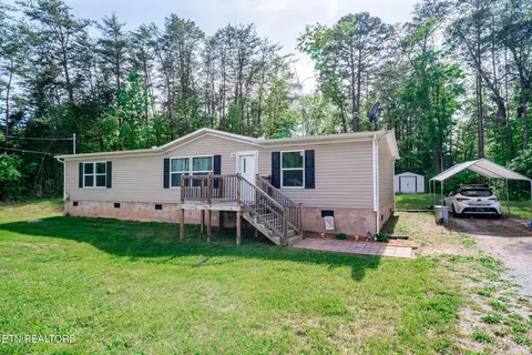 113 2nd St, Corryton, TN 37721