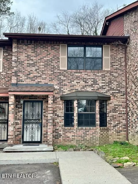 810 Highland Dr #901, Knoxville, TN 37912