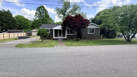 811 Tennal St, Athens, TN 37303