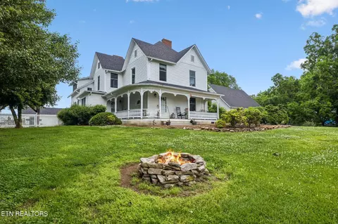 1131 Nance Rd, New Market, TN 37820
