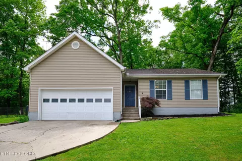 5001 Buckshot Way, Knoxville, TN 37918