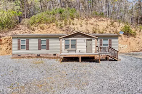 550 Ogle Dr, Pigeon Forge, TN 37863