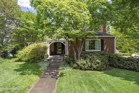 932 Woodside St, Knoxville, TN 37919