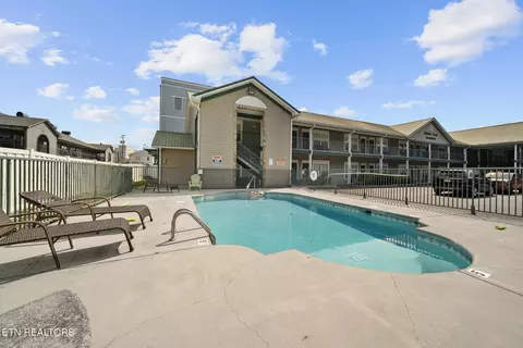 2743 Colonial Dr #214, Pigeon Forge, TN 37863