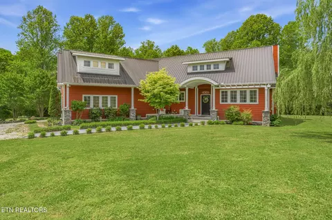 141 Cumberland Rd, Oliver Springs, TN 37840