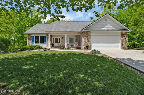 126 Mariners Dr, Crossville, TN 38558