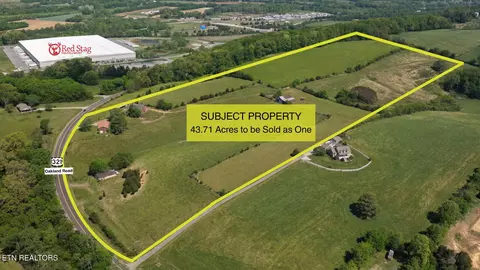 442 Oakland Rd, Sweetwater, TN 37874