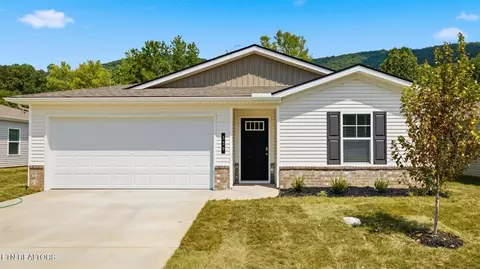 339 N Rolling Meadows Dr, Harriman, TN 37748