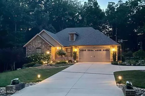 263 Rotherham Dr, Crossville, TN 38558