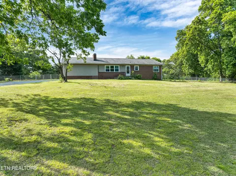 5150 Old Niles Ferry Rd, Maryville, TN 37801