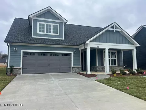 363 Trillium Tr, Lenoir City, TN 37771