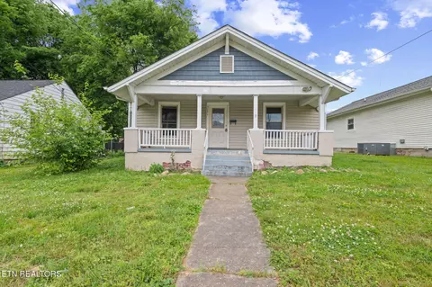 3131 Galbraith St, Knoxville, TN 37921