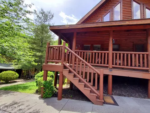 3125 Smoky Ridge Way, Sevierville, TN 37862