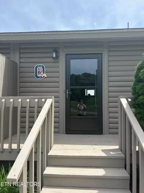 142 Deer Trot Ln #2, La Follette, TN 37766