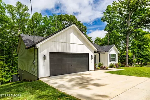 Other - 202 Skyline Ln, Powell, TN 37849 photo 1 of 8