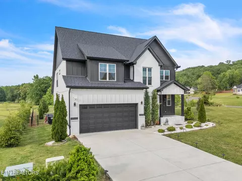 273 SW Autumn Wind Dr, Cleveland, TN 37311