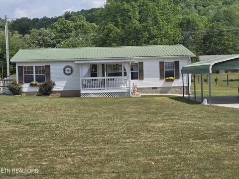 323 Delta Country Ln, Livingston, TN 38570