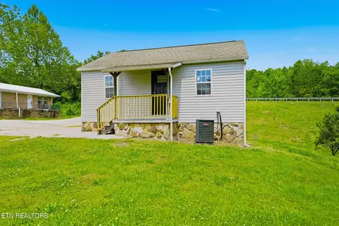 128 Motel Dr, Wartburg, TN 37887