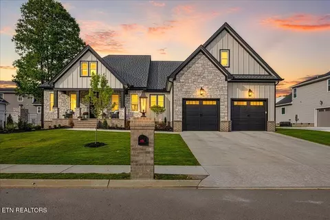 359 NW Eagle Creek Rd, Cleveland, TN 37312