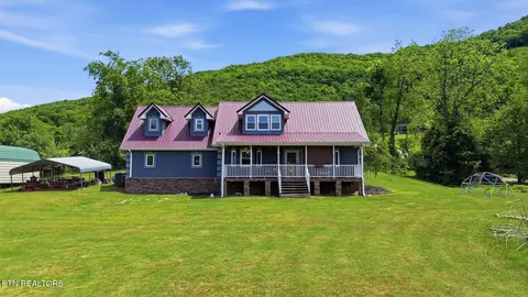 439 Brahma Ln, Pioneer, TN 37847