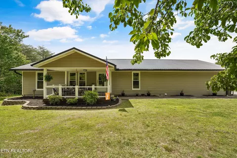 603 Lees Chapel Rd, Sweetwater, TN 37874