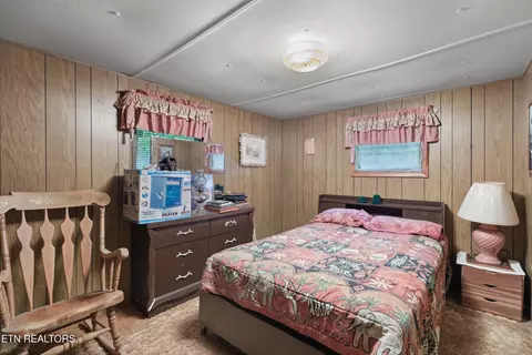 Bedroom - 185 Trinity Ln, Harrogate, TN 37752 photo 3 of 4
