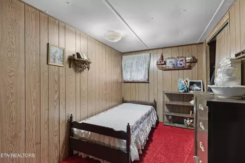 Bedroom - 185 Trinity Ln, Harrogate, TN 37752 photo 4 of 4