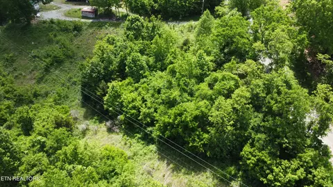 801 Old Highway 25e, Thorn Hill, TN 37881