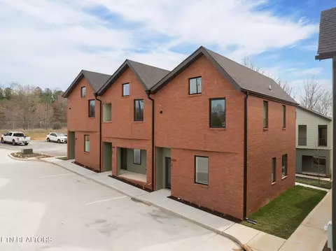 2600 Sevier Ave #103, Knoxville, TN 37920