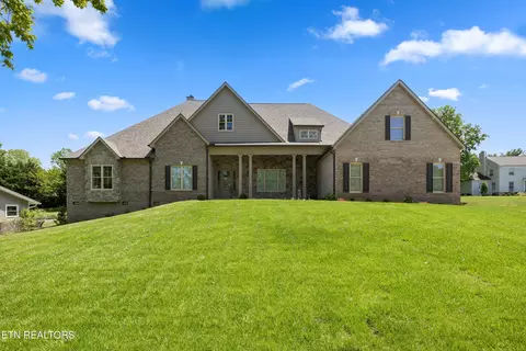7720 Westland Dr, Knoxville, TN 37919