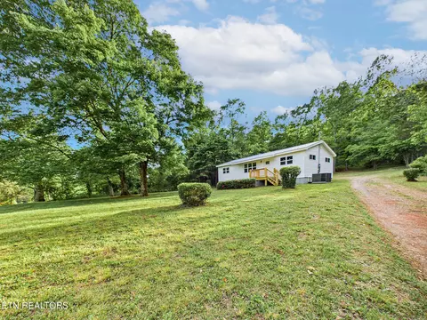 2414 Highway 39 E, Englewood, TN 37329