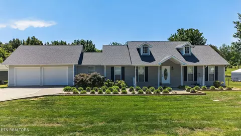 930 Oak Grove Rd, Madisonville, TN 37354